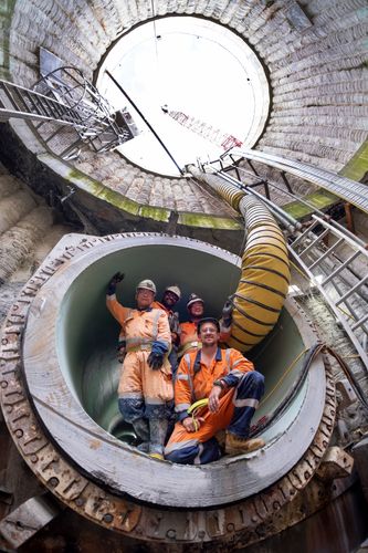 The team gather at the Miranda Site as work continues to progress - 2023